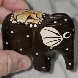 5 pc. Wooden Elephant Set, Hand Painted, Beautiful Table Decor!